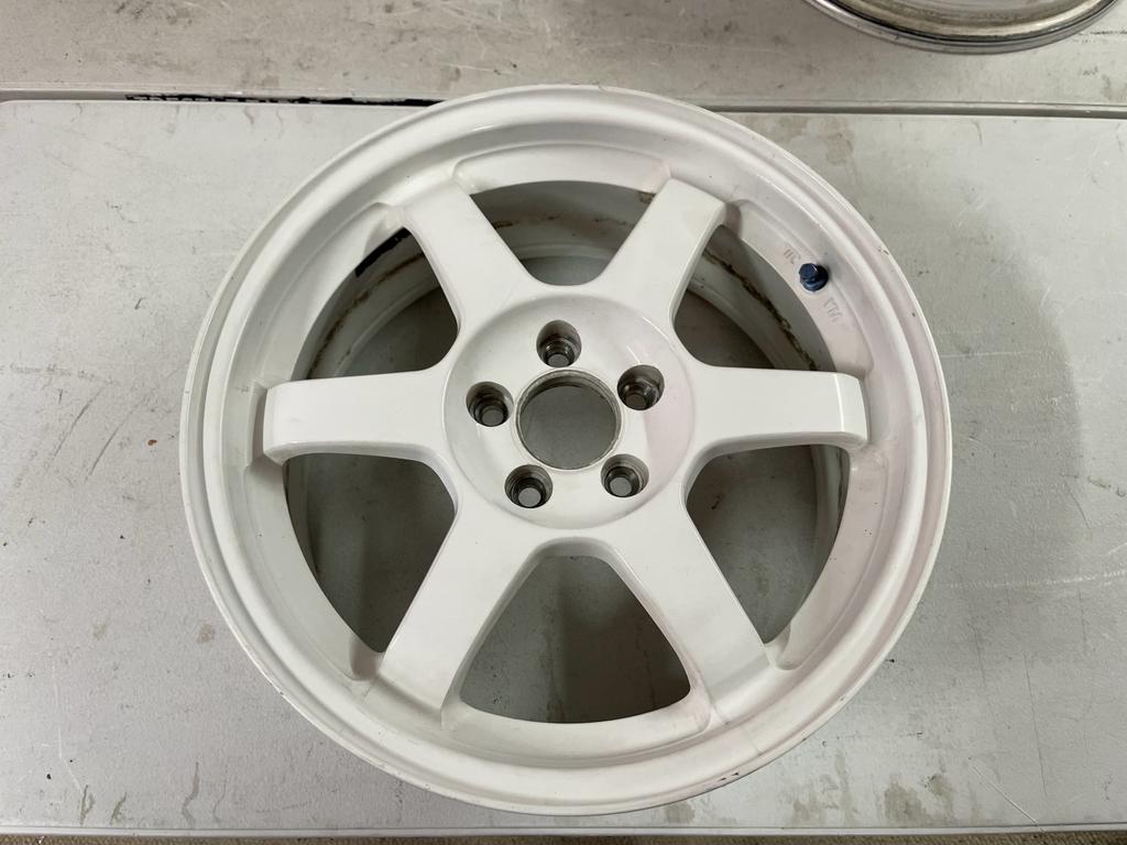 Rays volk te37 16x7 +33 5x100