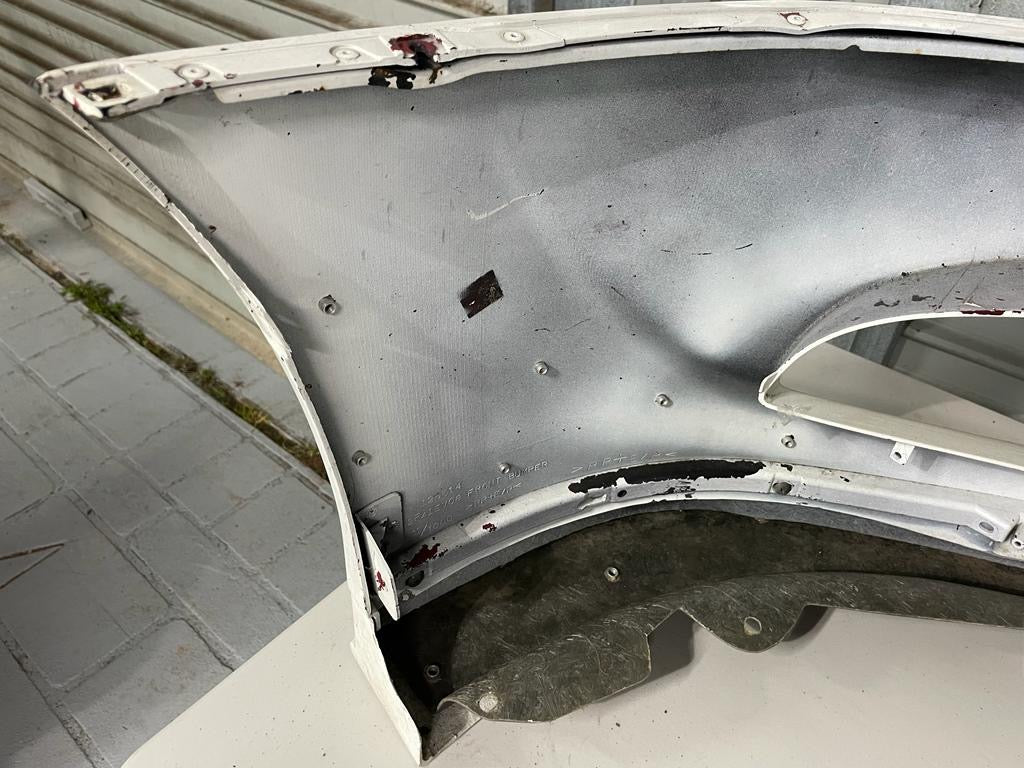 MITSUBISHI LANCER Evolution 8/8MR Genuine Front Bar with Aftermarket fibreglass lip