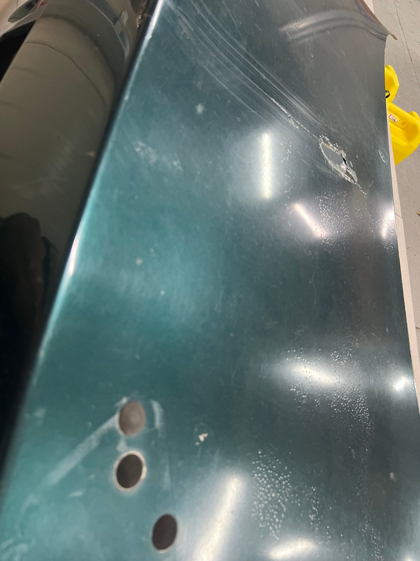 Nissan S14 oem boot lid                (Slight damaged)