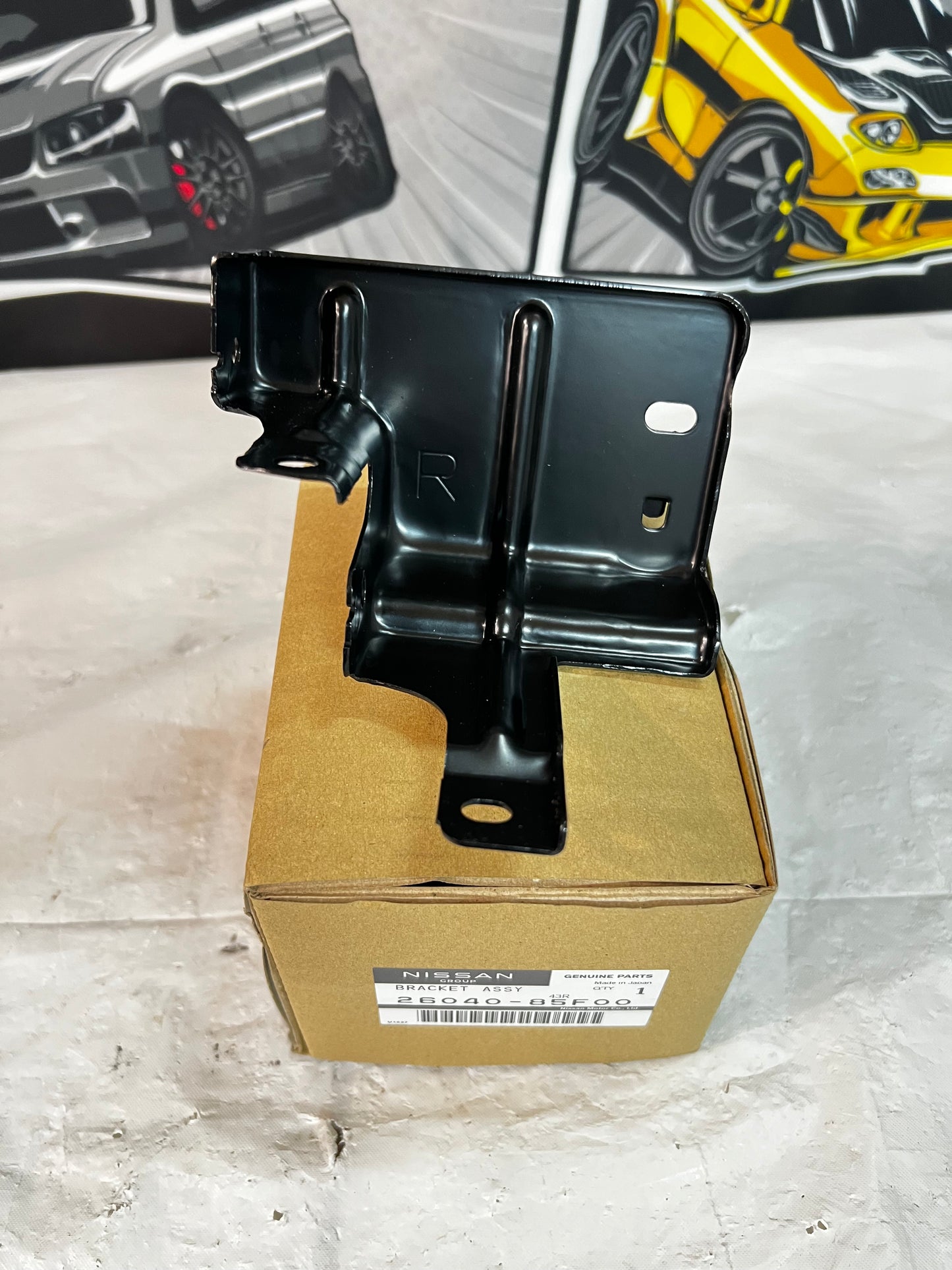 NISSAN SILVIA S15 HEADLIGHT BRACKET (RH) Brand New 26040-85F00