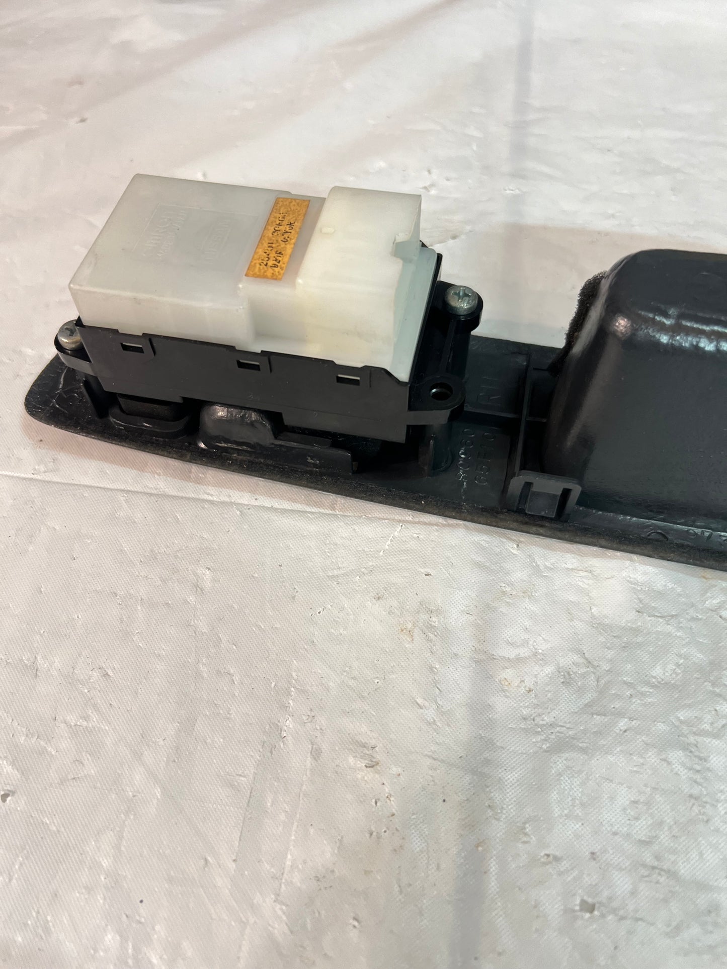 Nissan Silvia S14 drivers window switch + bezel (A)