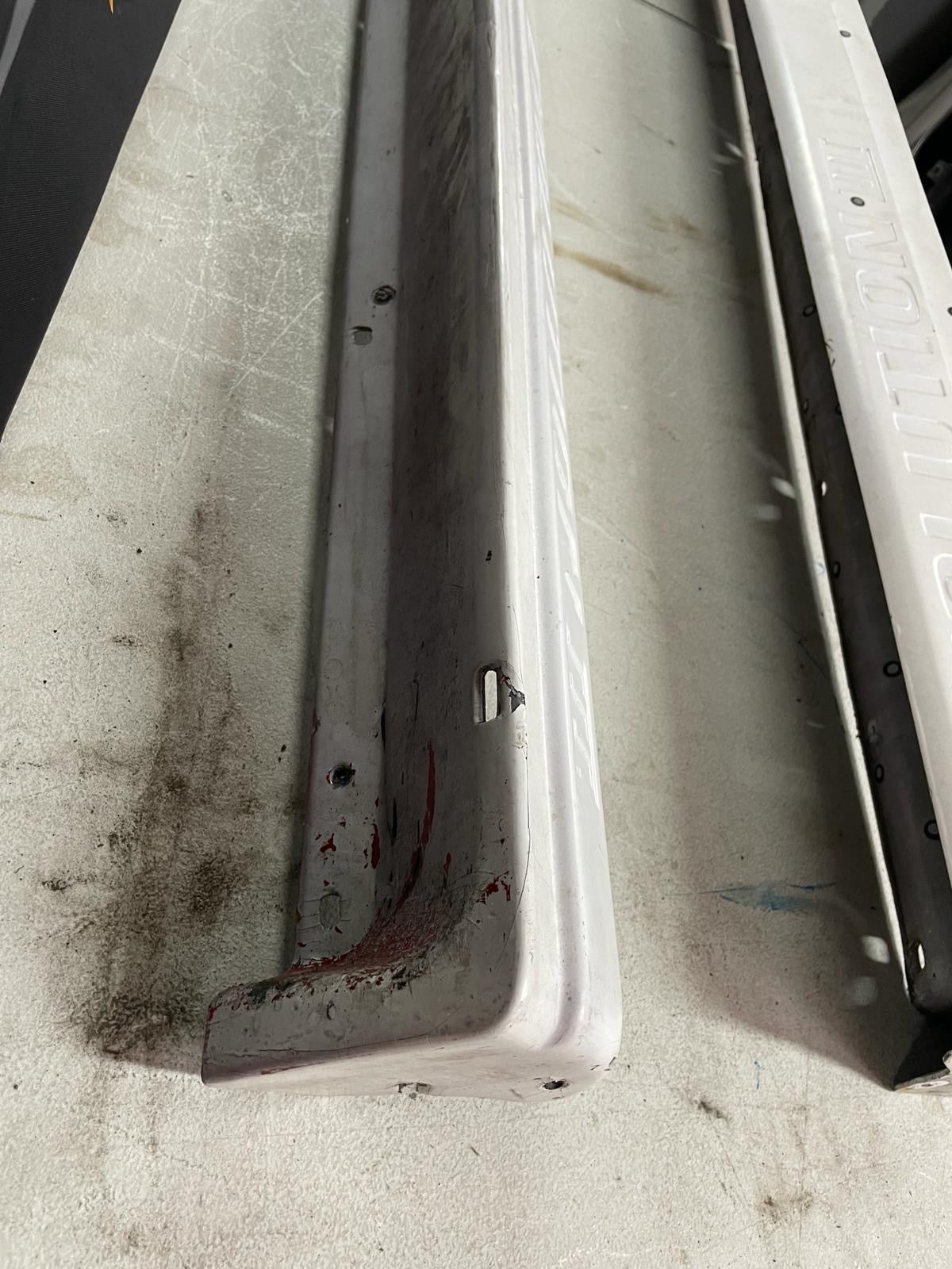 Mitsubishi Lancer Evolution 3 Genuine Side Skirts good condition