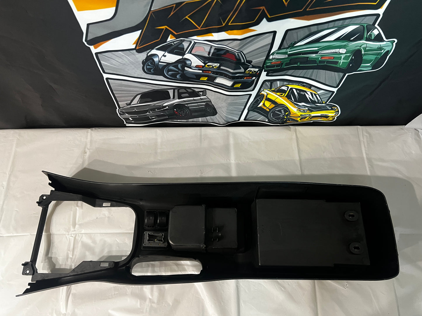 Nissan Silvia S14 Centre console with lid. Used condition (A)