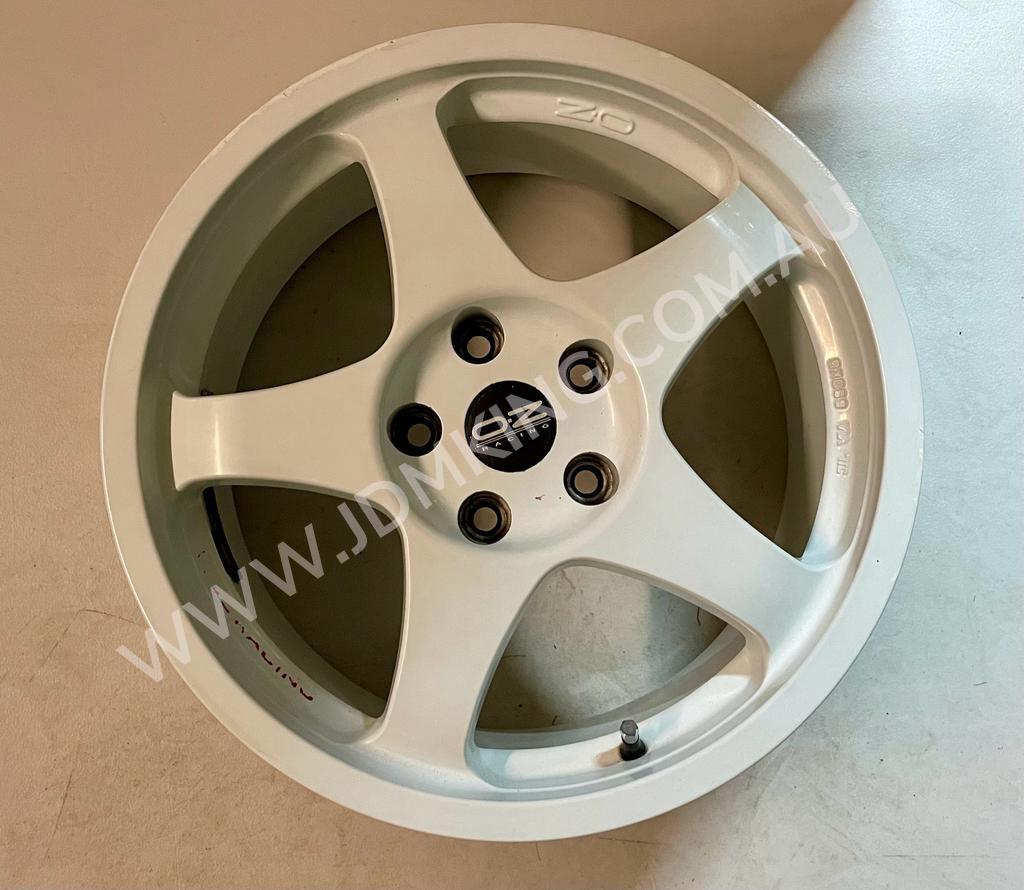 Oz Racing Chrono 17x8 +35 (5x114.3)
