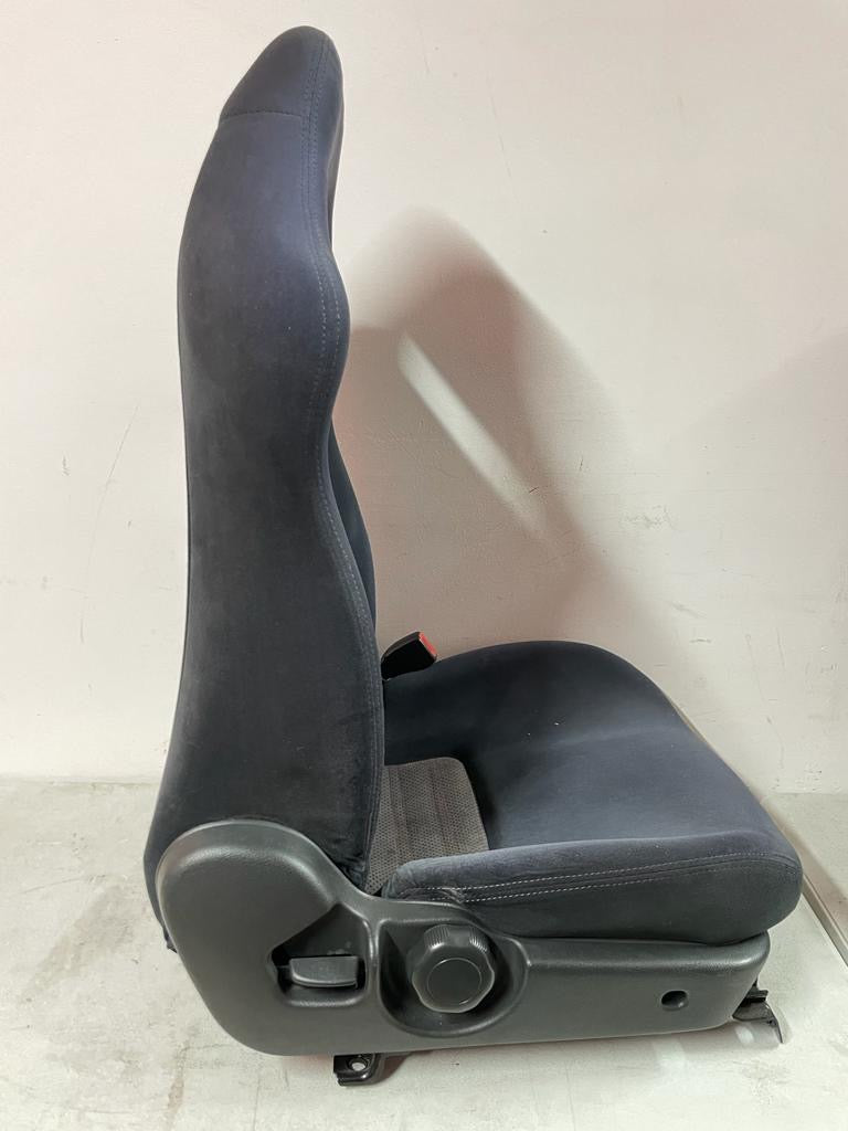 SKYLINE BCNR33 GTR SERIES 3 FRONT SEATS. (RED STITCH)