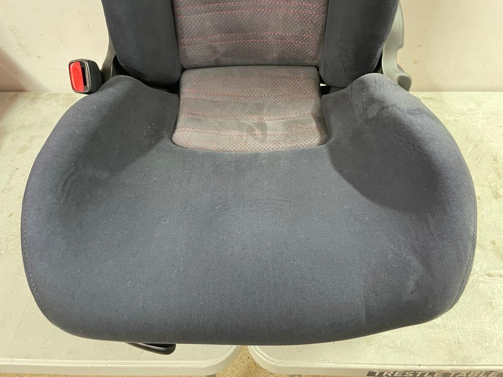 SKYLINE BCNR33 GTR SERIES 3 FRONT SEATS. (RED STITCH)