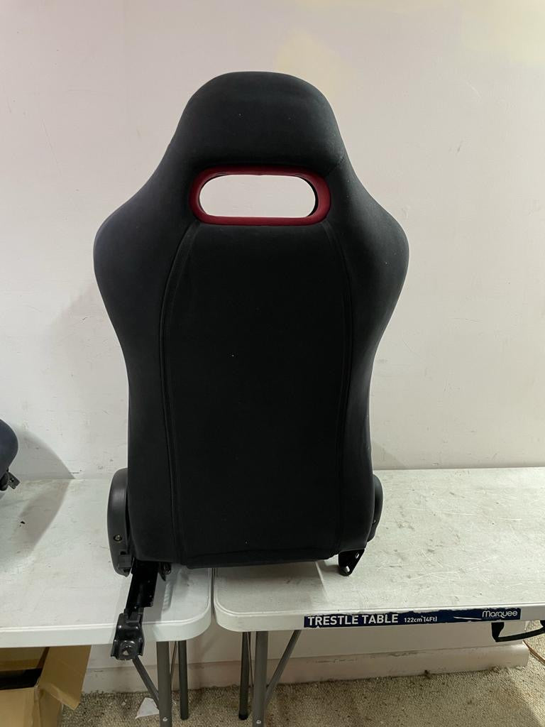 SKYLINE BCNR33 GTR Series 3     OEM front seats with Rails.