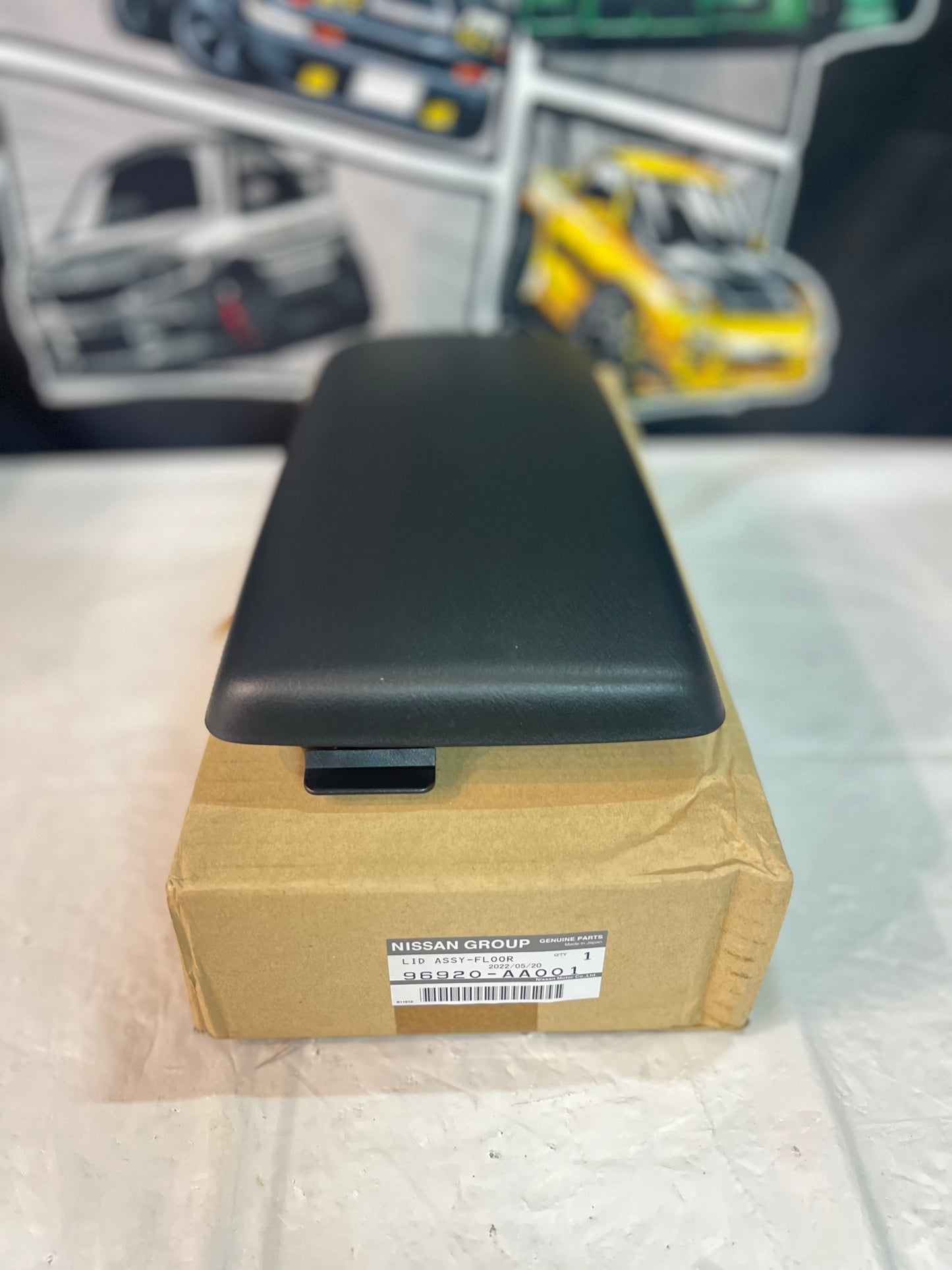 Nissan Skyline GTR N1 BNR34 R34 Console Genuine Lid (Brand New) Discontinued item.
