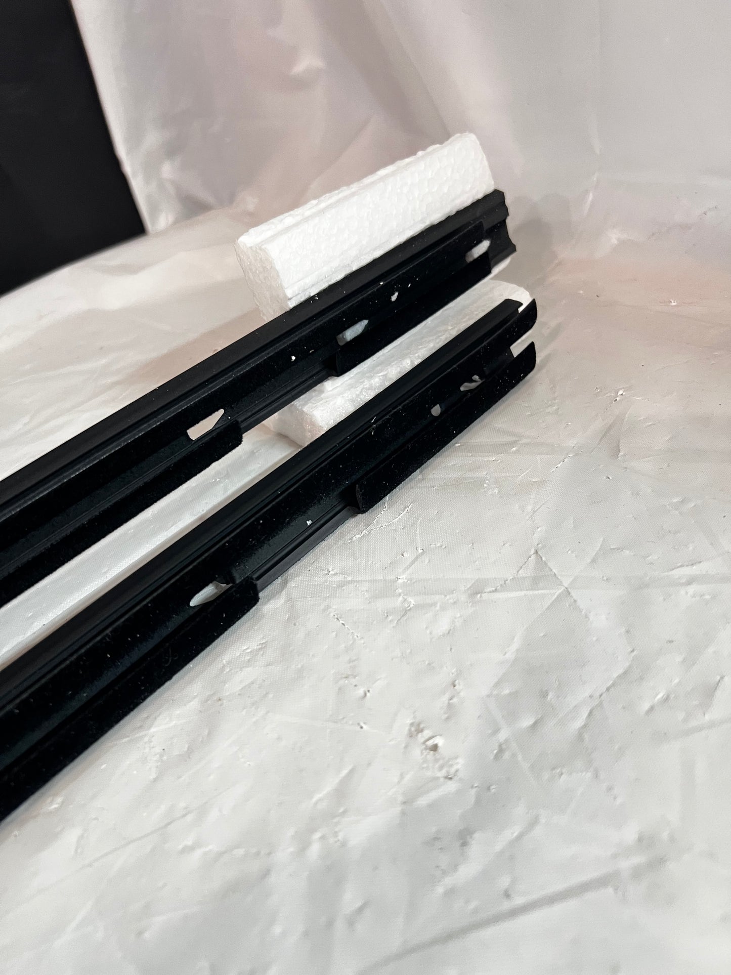 SUBARU WRX IMPREZA GC8 COUPE INNER DOOR WEATHER STRIPS PAIR (LH&RH) BRAND NEW DISCONTINUED.