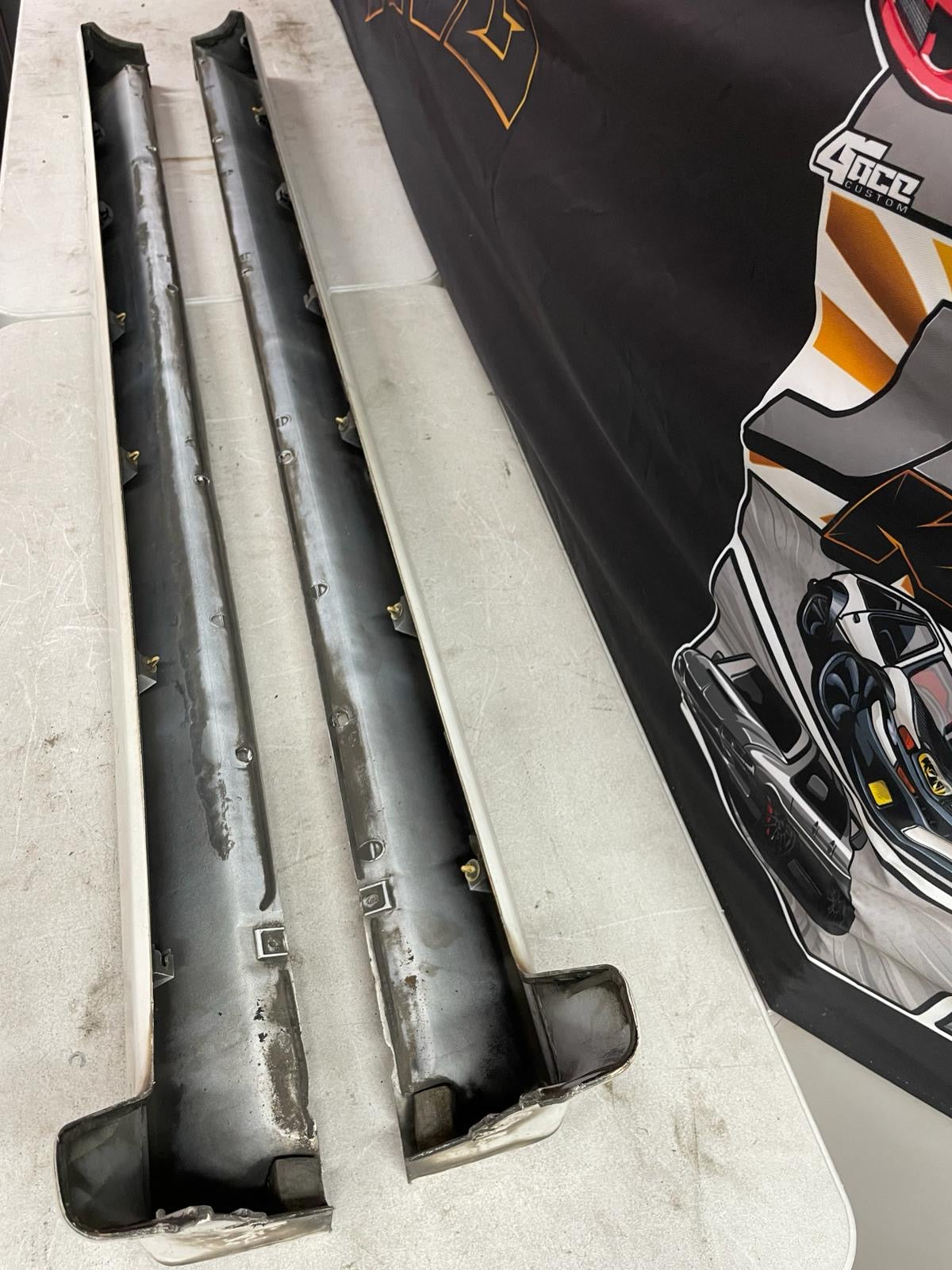 Mitsubishi Lancer Evolution 3 Genuine Side Skirts good condition