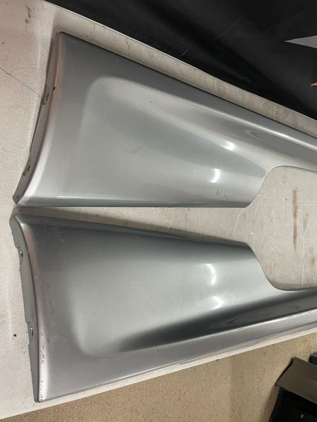 Nissan Skyline BCNR33 GTR Genuine SIDE SKIRTS & FRONT SPATS (silver)